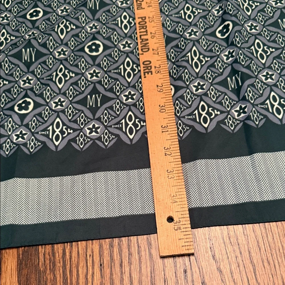 100% Silk Scarf 35” Square Green Gray Geometric Print